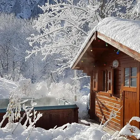 Sur La Montagne Chalet *